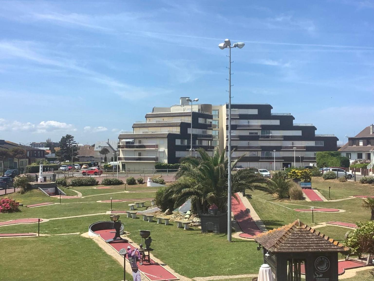 "O'Dbark" - Duplex 2 Etoiles - A 100M De La Plage Avec Jardin Courseulles-sur-Mer Bagian luar foto